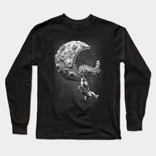 Crescent Cloth Long Sleeve T-Shirt